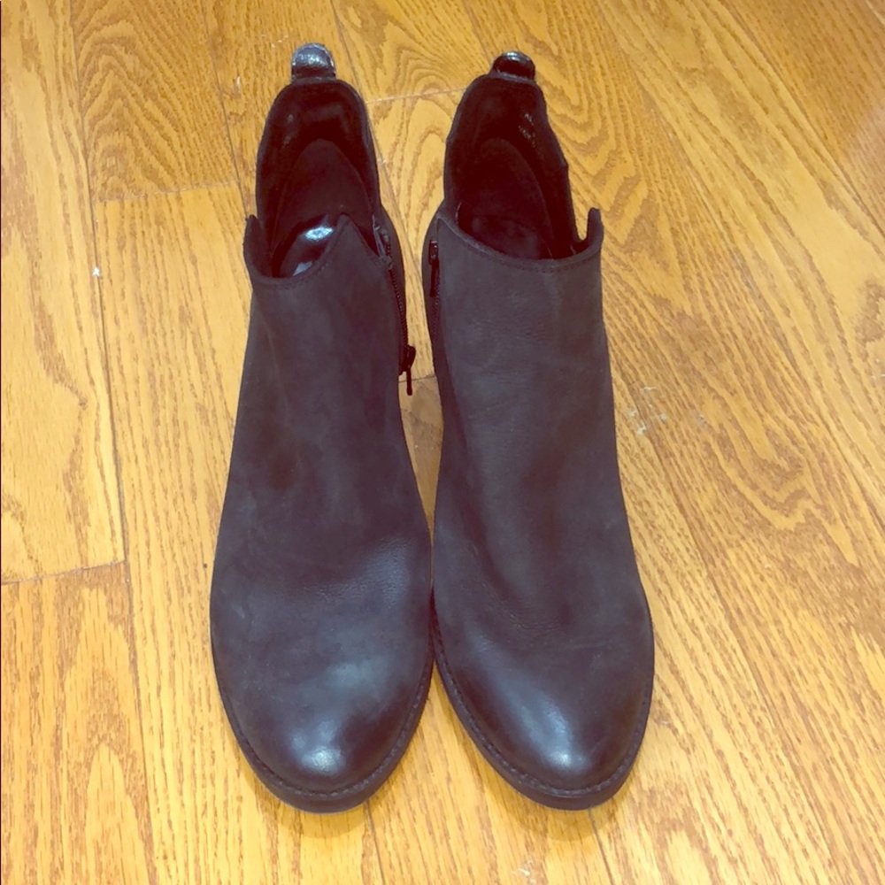 Black Steve Madden booties